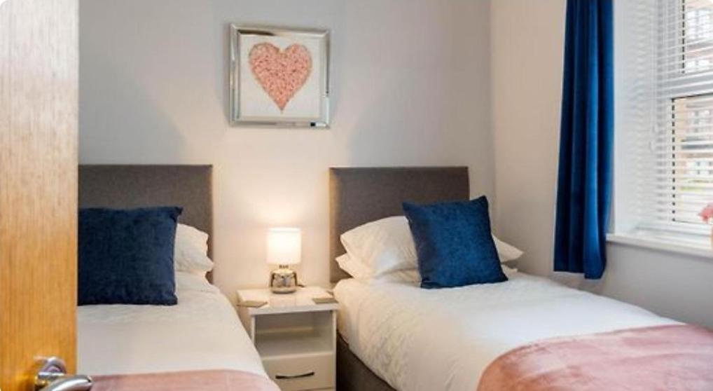 1 Merchants Gate - 2 Bedroom, City Apartment With Private Parking York Exterior foto